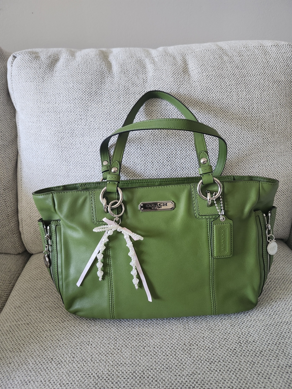 Coach East West Leather Tote Bag F19252